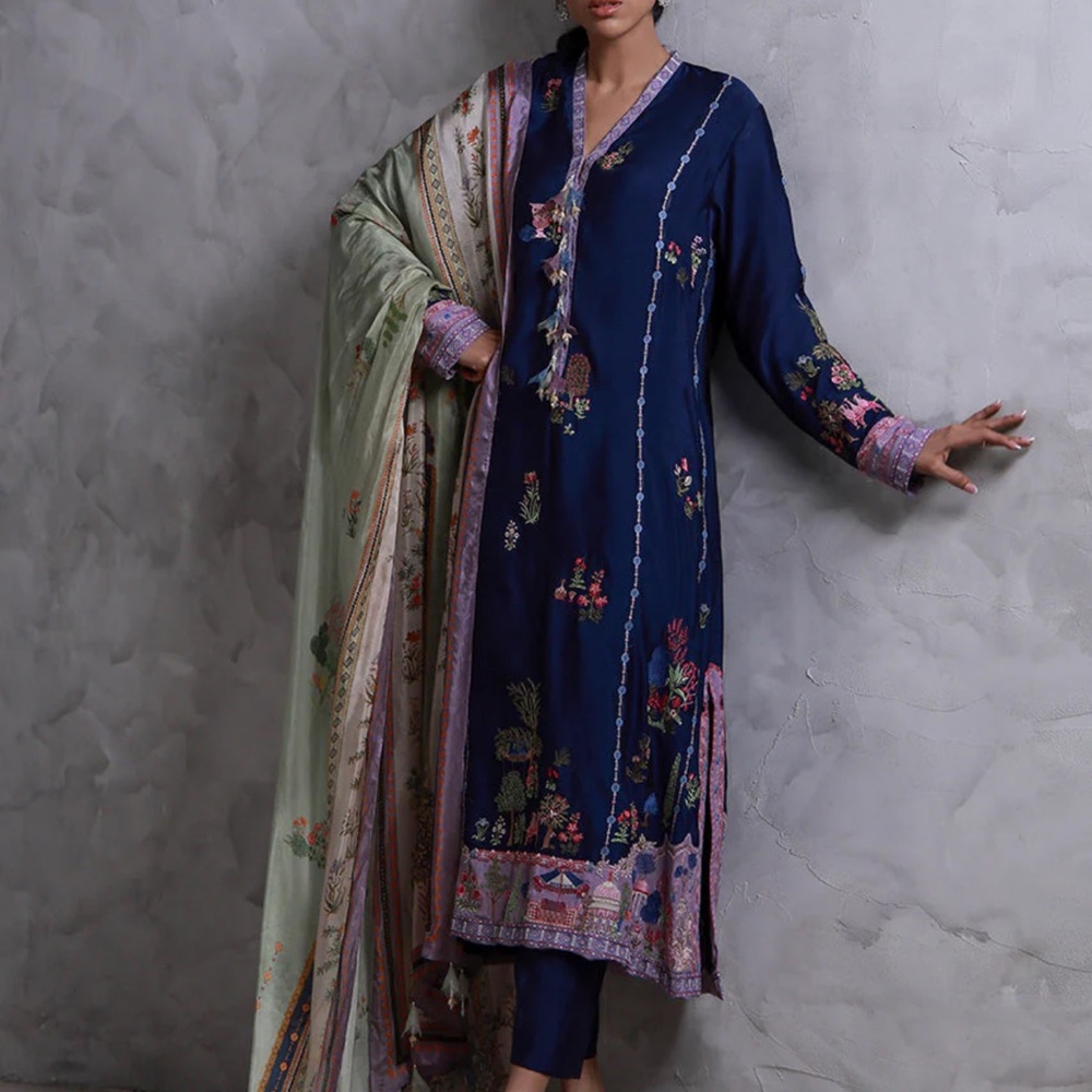 Stunning nida azwer embroidered kameez duppata and pants medium
